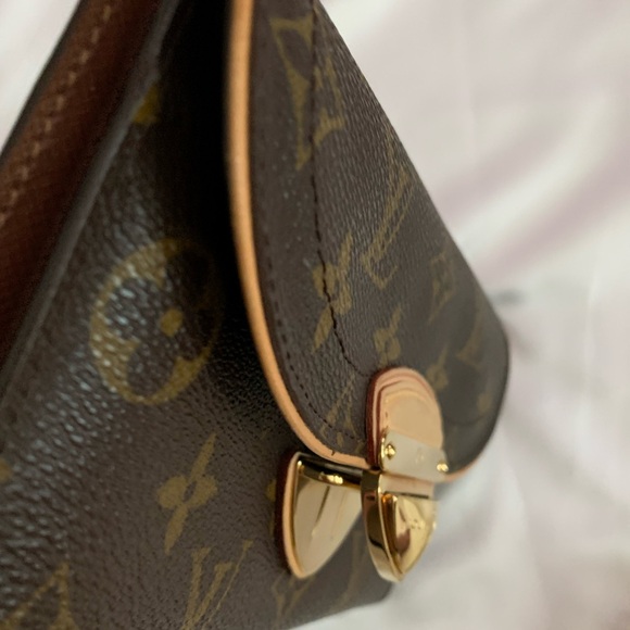 EUC 💕Louis Vuitton Eva Monogram Wallet - Picture 8 of 15